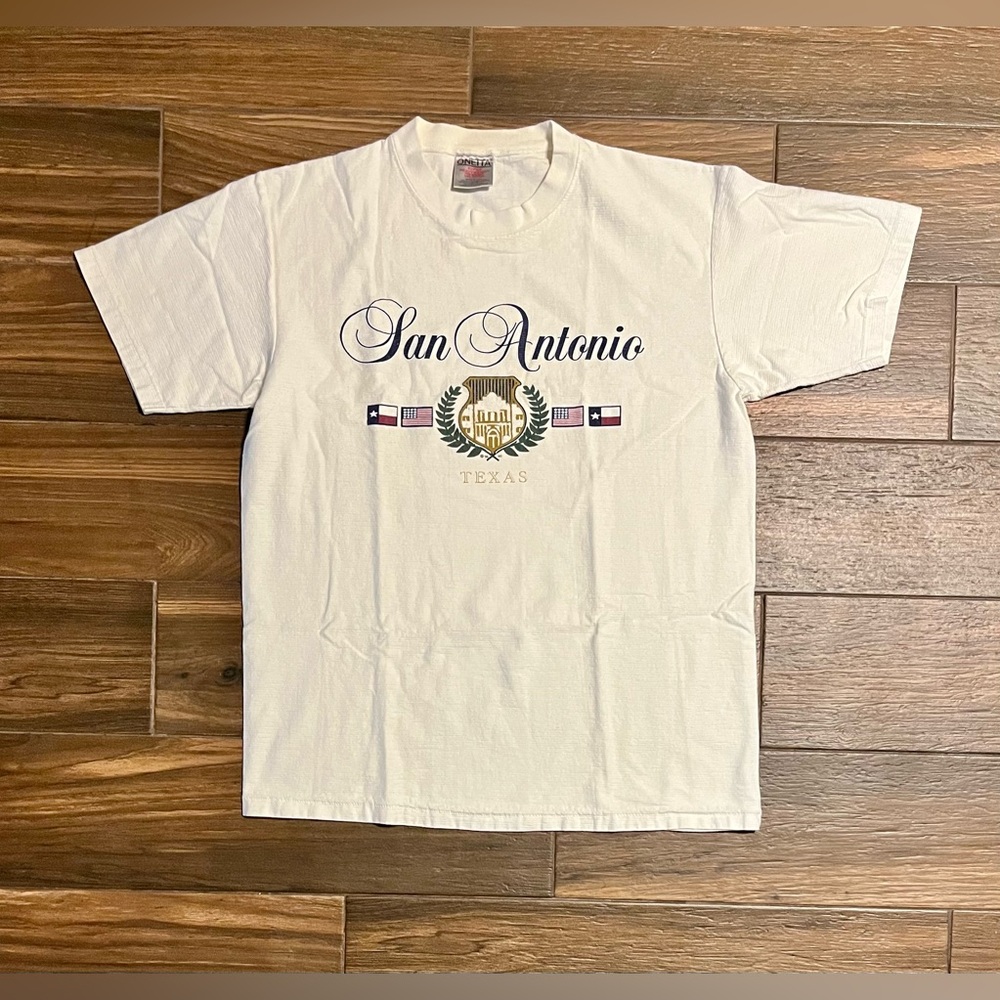 Oneita White San‎ Antonio Texas Heavyweight Made in USA Size Large Vintage